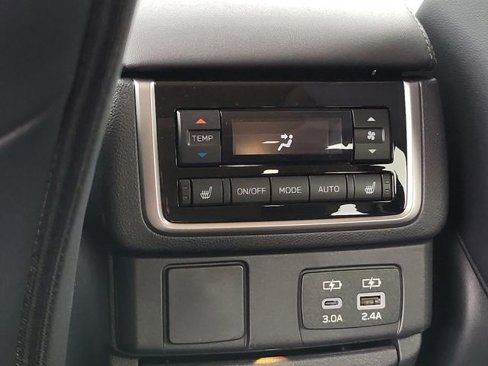 New 2025 Subaru Ascent Bronze Edition image 12