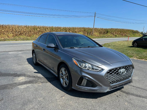 Used 2018 Hyundai Sonata Sport w/ Tech Package 05 image 3