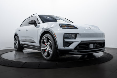New 2025 Porsche Macan Turbo Electric image 9