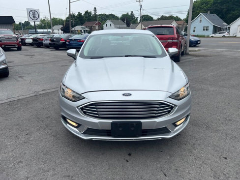 Used 2017 Ford Fusion SE w/ Equipment Group 201A image 8