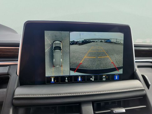 Certified 2022 Chevrolet Suburban High Country image 11
