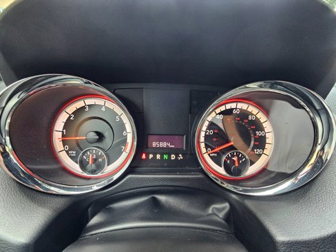 Used 2019 Dodge Grand Caravan SXT image 23