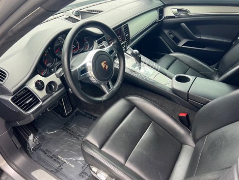 Used 2012 Porsche Panamera Turbo image 18
