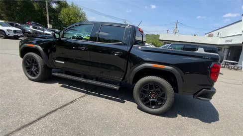 New 2025 GMC Canyon Elevation w/ Convenience Package image 6