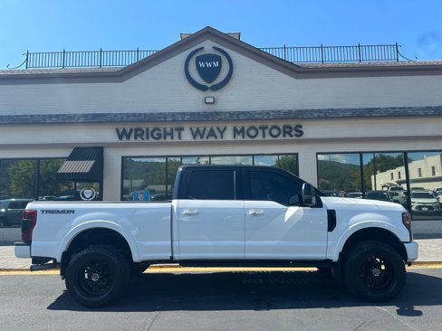 Used 2022 Ford F250 Lariat w/ Tremor Off-Road Package image 2