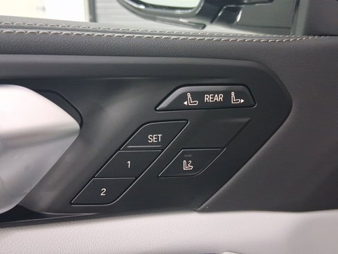 New 2026 BMW X7 xDrive40i w/ M Sport Package image 22