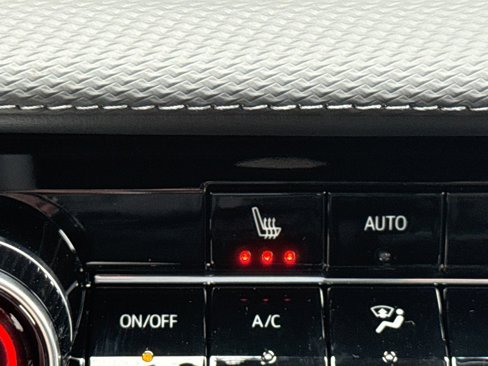 New 2026 Chevrolet Equinox LT w/ Convenience Package II image 18