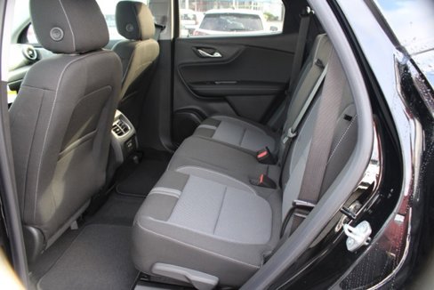 New 2025 Chevrolet Blazer LT w/ Midnight/Sport Edition image 21