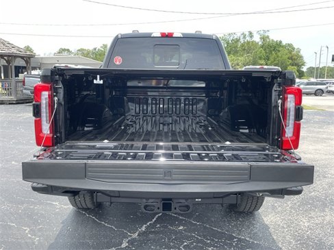 New 2025 Ford F250 Platinum image 9