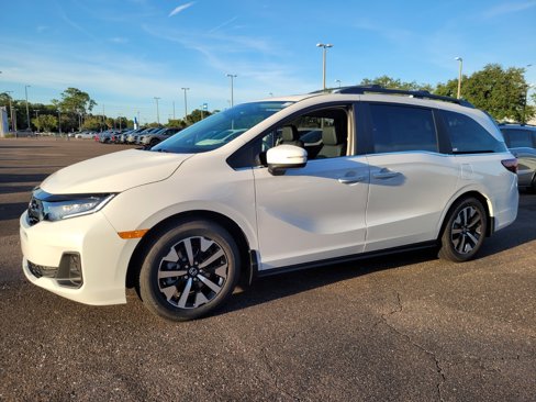 New 2026 Honda Odyssey EX-L image 3