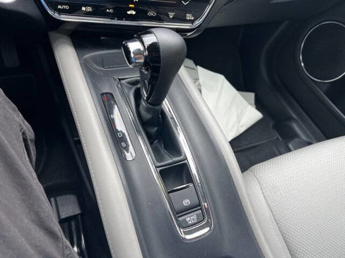 Used 2021 Honda HR-V EX image 19