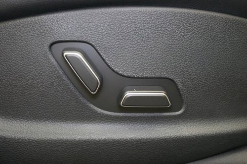 New 2026 Genesis GV70 2.5T Select image 38