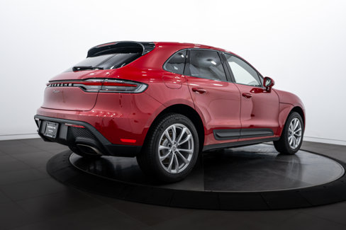 New 2026 Porsche Macan image 7