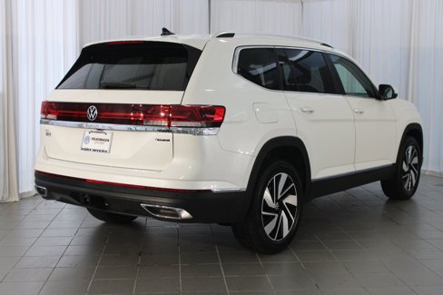 New 2026 Volkswagen Atlas SEL image 8