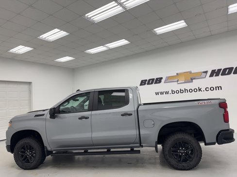 New 2026 Chevrolet Silverado 1500 Custom Trail Boss w/ LPO, Dark Essentials Package image 8