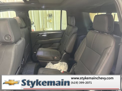 New 2026 Chevrolet Suburban RST image 33
