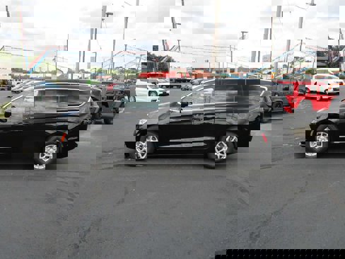 New 2026 Chrysler Pacifica Select image 8