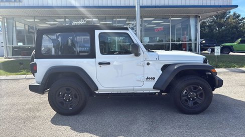 Used 2024 Jeep Wrangler Sport image 4