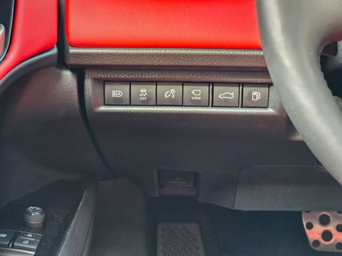 Used 2025 Toyota Camry XSE image 39