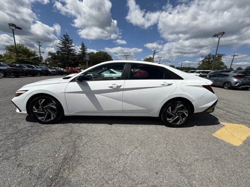 New 2025 Hyundai Elantra Sport w/ Cargo Package image 6