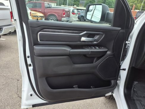 New 2024 RAM 1500 Big Horn image 9