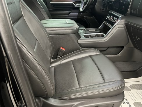 Used 2024 GMC Sierra 3500 Denali w/ Technology Package image 59