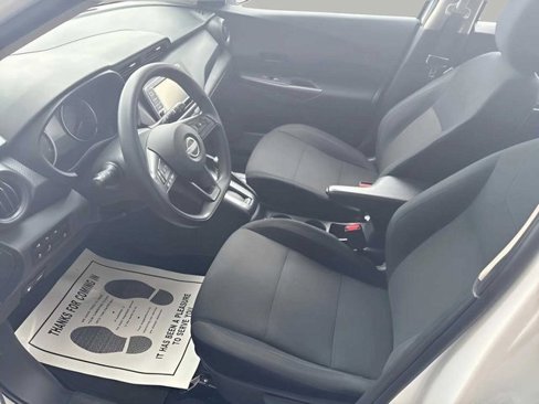 Used 2024 Nissan Kicks S image 15