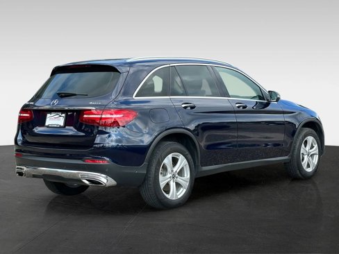 Used 2018 Mercedes-Benz GLC 300 4MATIC image 7