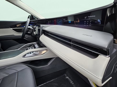 New 2025 Lincoln Nautilus Premier w/ Equipment Group 102A image 15