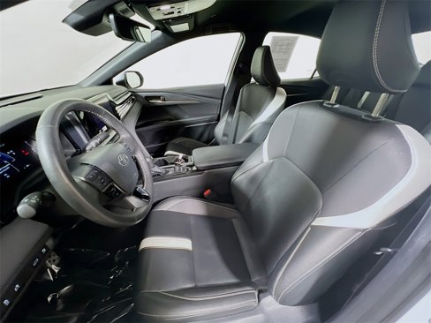 Certified 2025 Toyota Camry SE w/ Convenience Package image 19