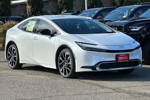 New 2026 Toyota Prius Plug-In Hybrid image 13