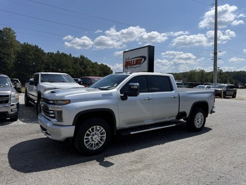 Used 2021 Chevrolet Silverado 2500 High Country w/ Z71 Off-Road Package image 1