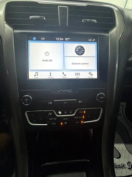 Used 2019 Ford Fusion SEL image 7