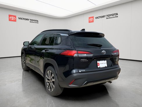 New 2025 Toyota Corolla Cross XLE image 6