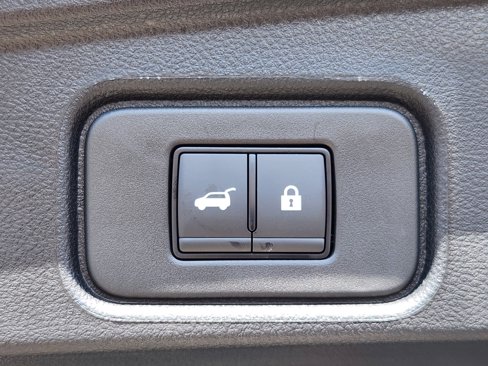 New 2025 Nissan Pathfinder Platinum w/ Cargo Package image 14