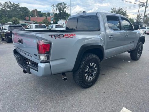 Used 2021 Toyota Tacoma TRD Off-Road w/ Technology Package image 4