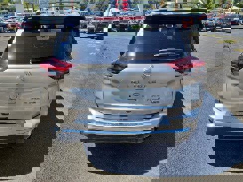 New 2026 Nissan Rogue Platinum image 7