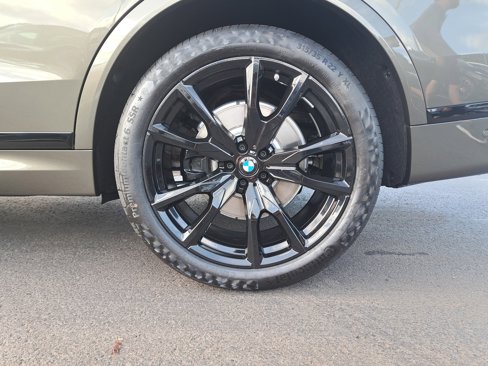 New 2026 BMW X7 xDrive40i w/ M Sport Package image 5