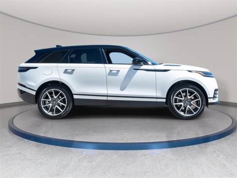 New 2026 Land Rover Range Rover Velar Dynamic SE image 6