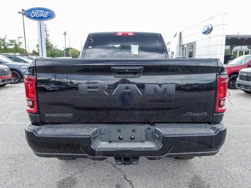 New 2025 RAM 2500 Big Horn image 10