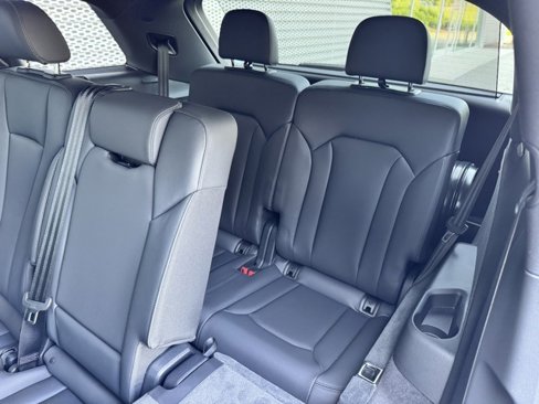 New 2025 Audi Q7 3.0T Premium Plus image 11