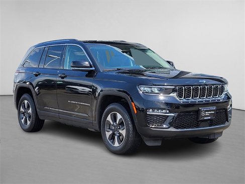 Used 2023 Jeep Grand Cherokee 4WD 4xe image 1