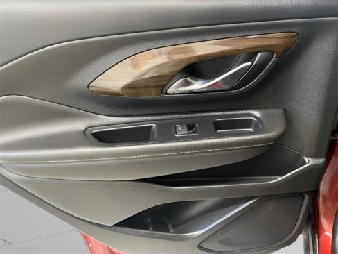 Used 2019 GMC Terrain Denali w/ Advanced Safety Package image 24