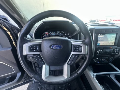 Used 2017 Ford F250 Lariat w/ Lariat Ultimate Package image 25