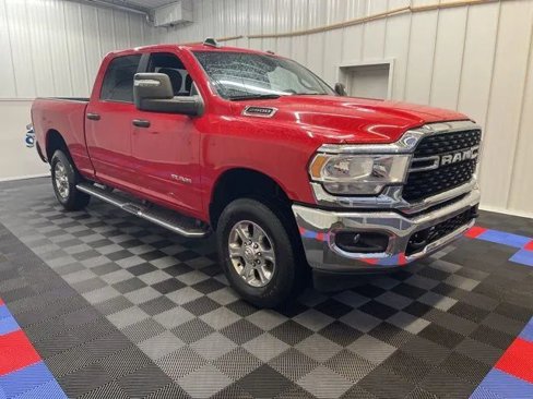 Used 2024 RAM 2500 Big Horn w/ Bed Utility Group image 2