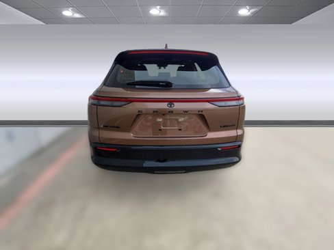 New 2025 Toyota Crown Signia image 10