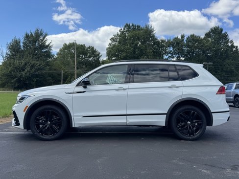 Used 2022 Volkswagen Tiguan SE R-Line image 6