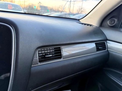 Used 2020 Mitsubishi Outlander SEL image 33