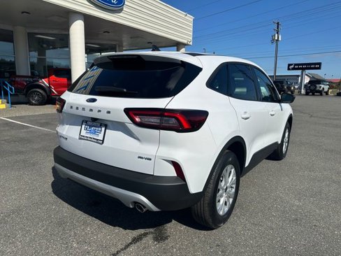New 2025 Ford Escape Active image 3