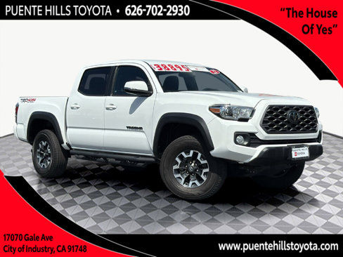 Certified 2022 Toyota Tacoma TRD Off-Road image 1